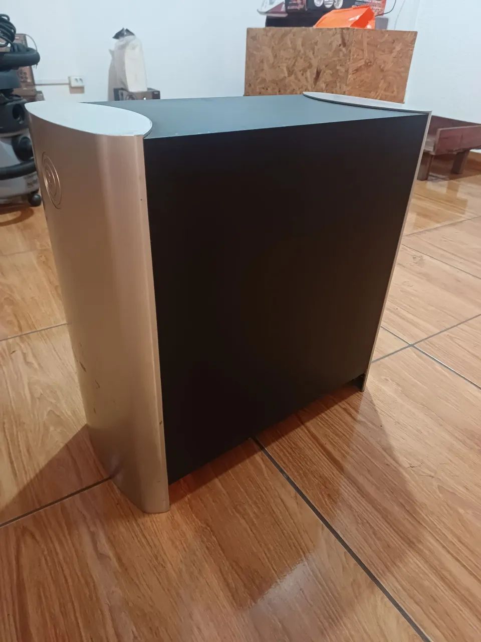 Subwoofer gradiente, acompanha 5 caixinhas  - Foto 3