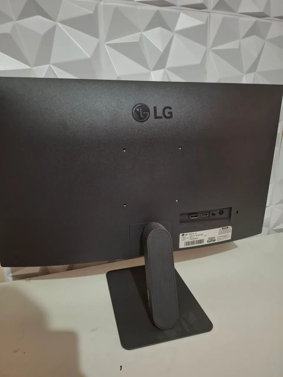 Monitor 24" LG ultragear 144hz 1ms - Foto 2