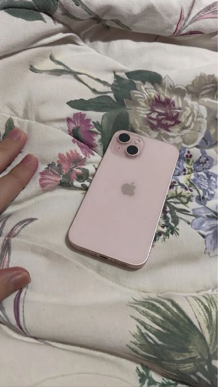 iPhone 15 plus rosa