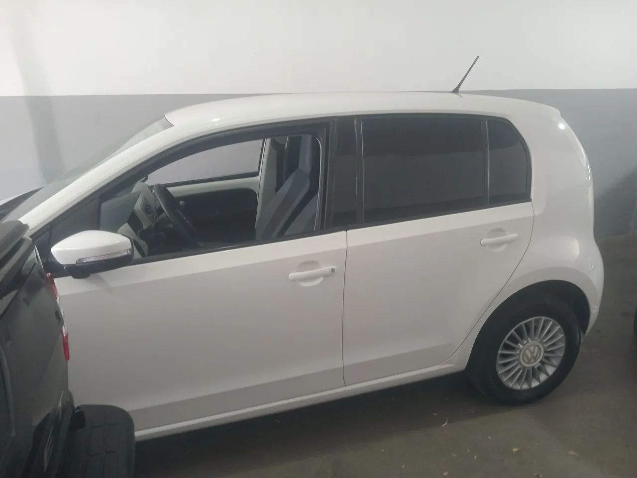 Volkswagen Up! up! move 1.0 Total Flex 12V 5p 2016