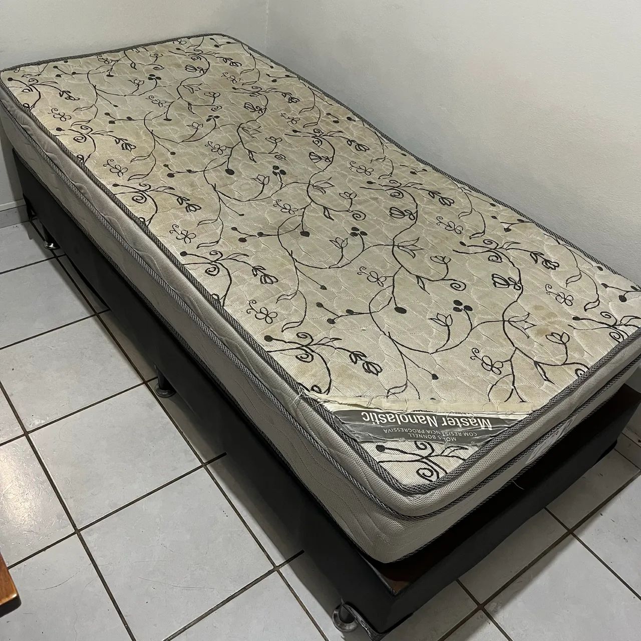 Cama de solteiro 