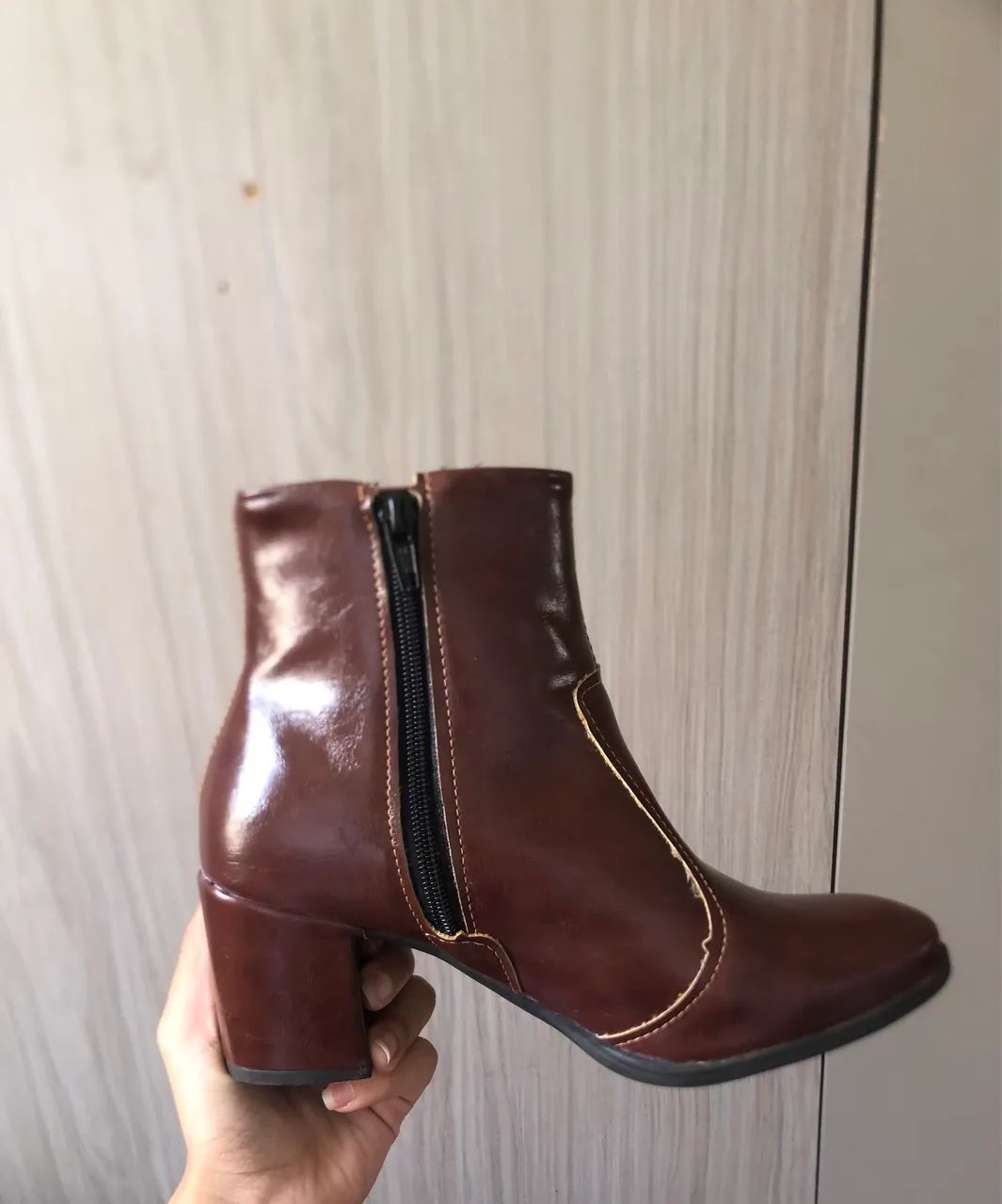 Bota marrom - Foto 2