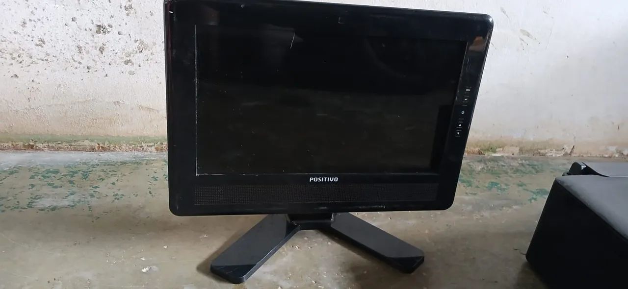 Vendo um computador 350,00 