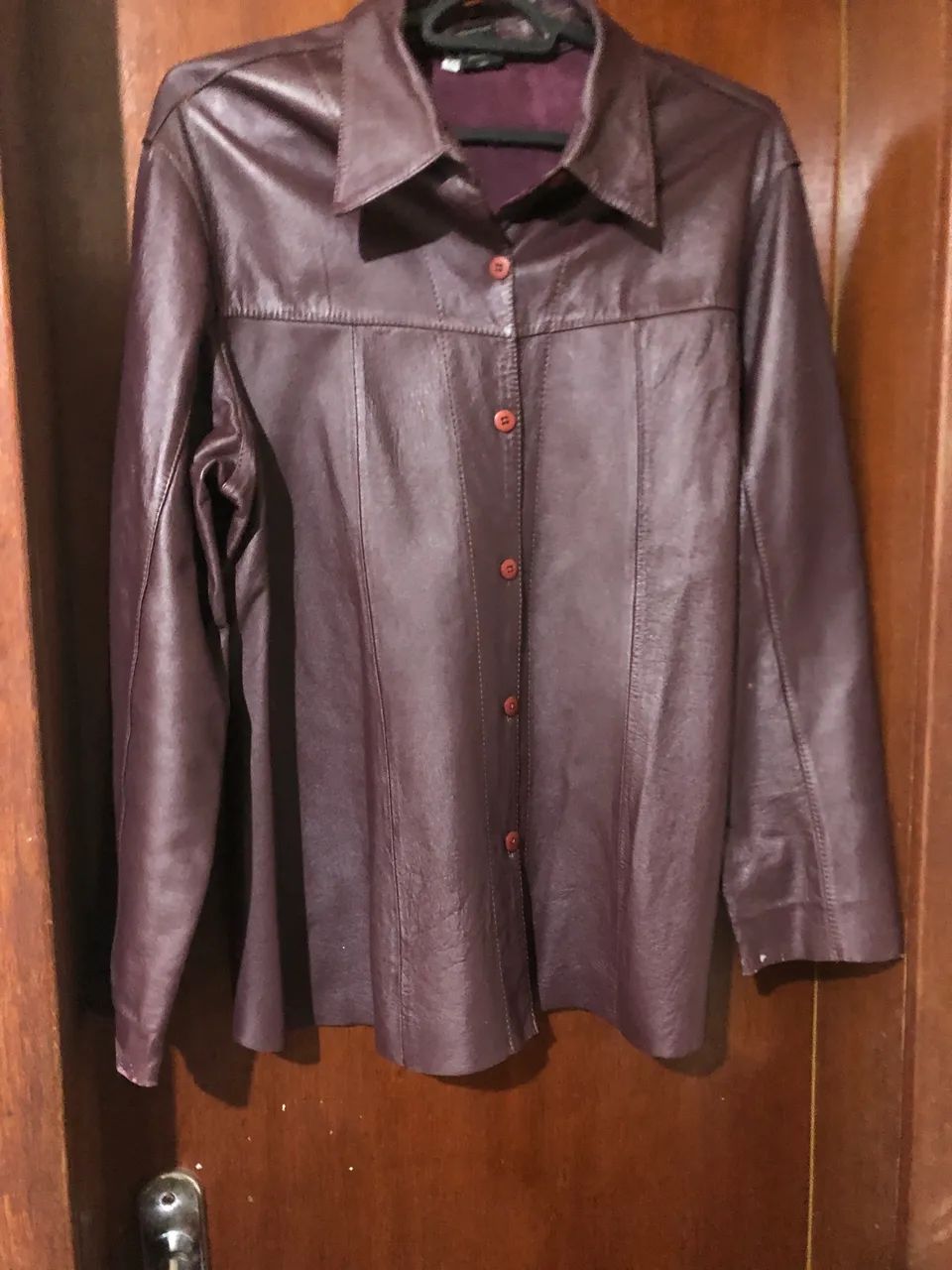 Camisa em couro legítimo,leve e macia. - Foto 2