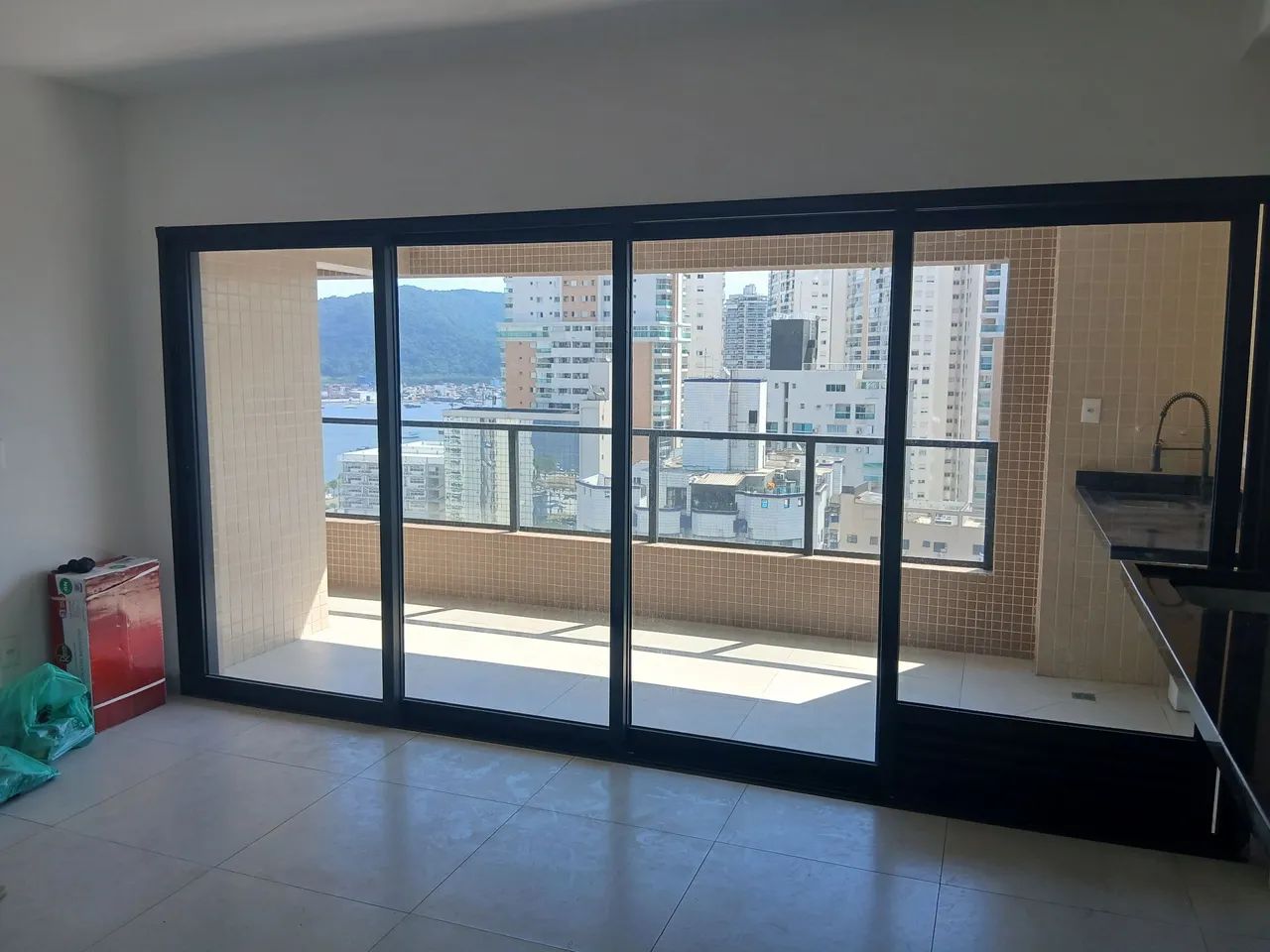 Porta Balcão 4 Folhas 
