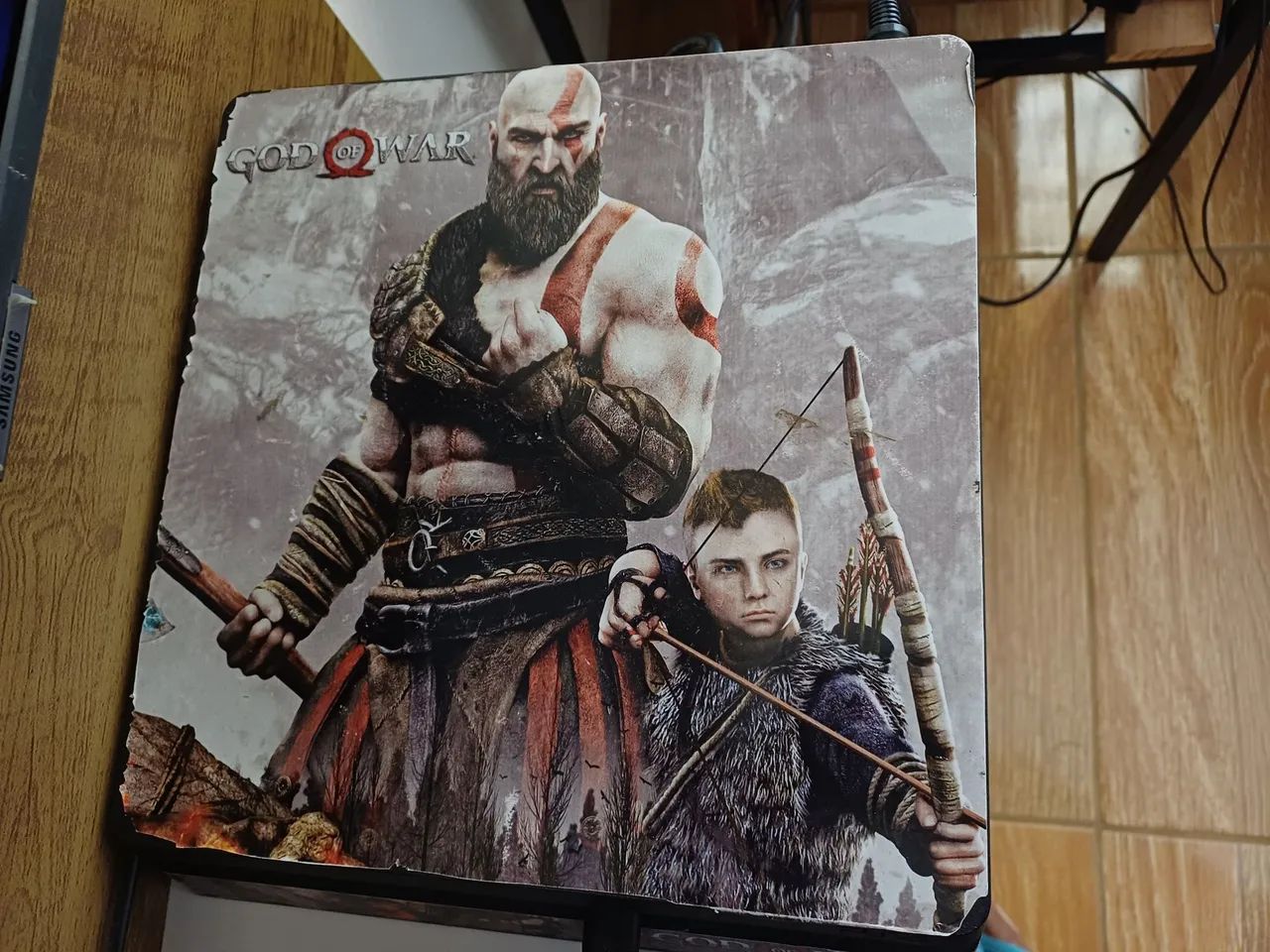 Playstation 4 sim 1 Tb em ótimo estado 