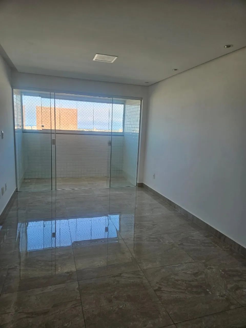 LINDO APARTAMENTO NOS BANCÁRIOS 