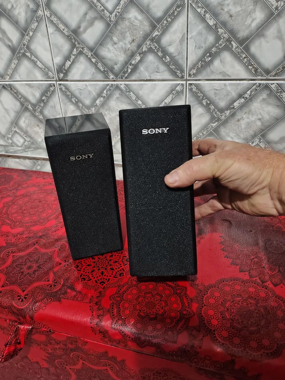 Caixinhas Sony 100 watts 8 ohms. - Foto 2