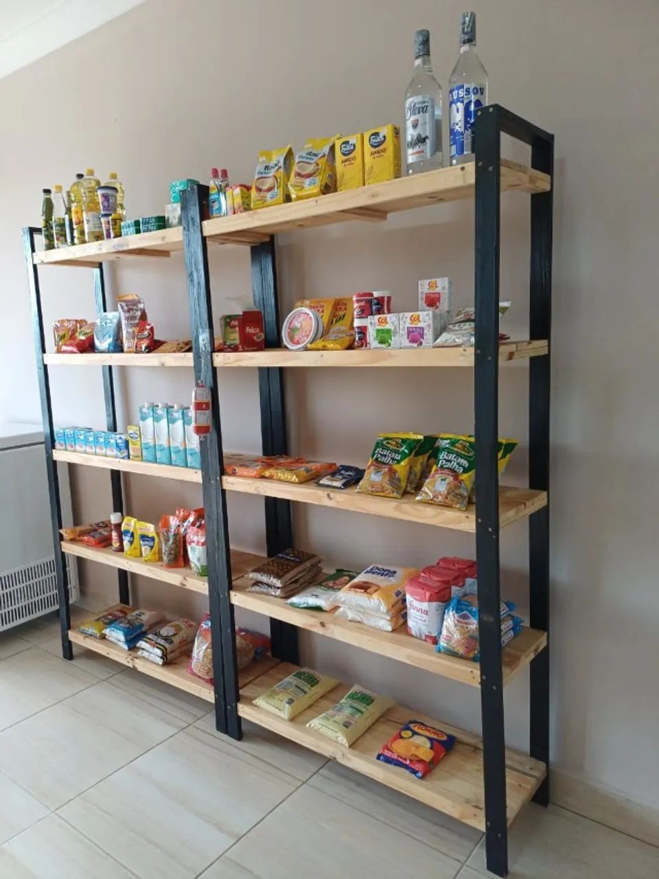 PRATELEIRAS E BALCÃO CAIXA PARA CONVENIÊNCIA  - Foto 5