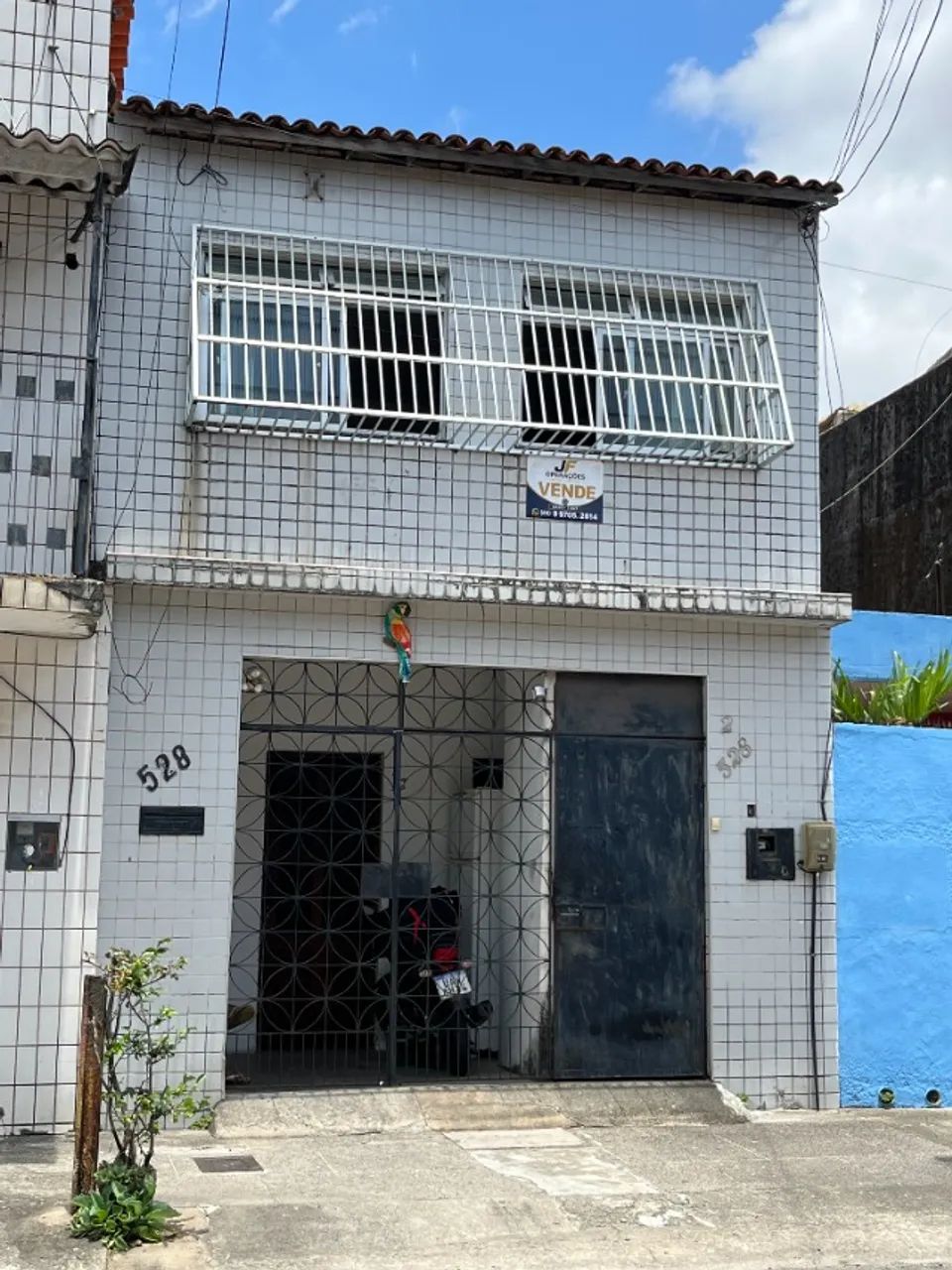 VENDO CASA PRÓXIMO AO MIX MATEUS E MAC DONALD