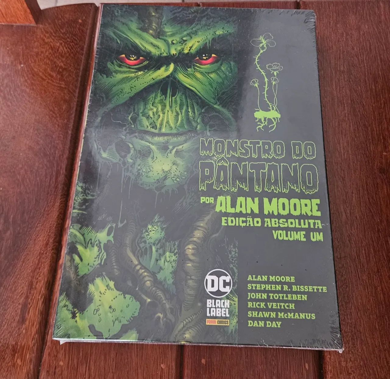Monstro do pântano edição absoluta volume 01