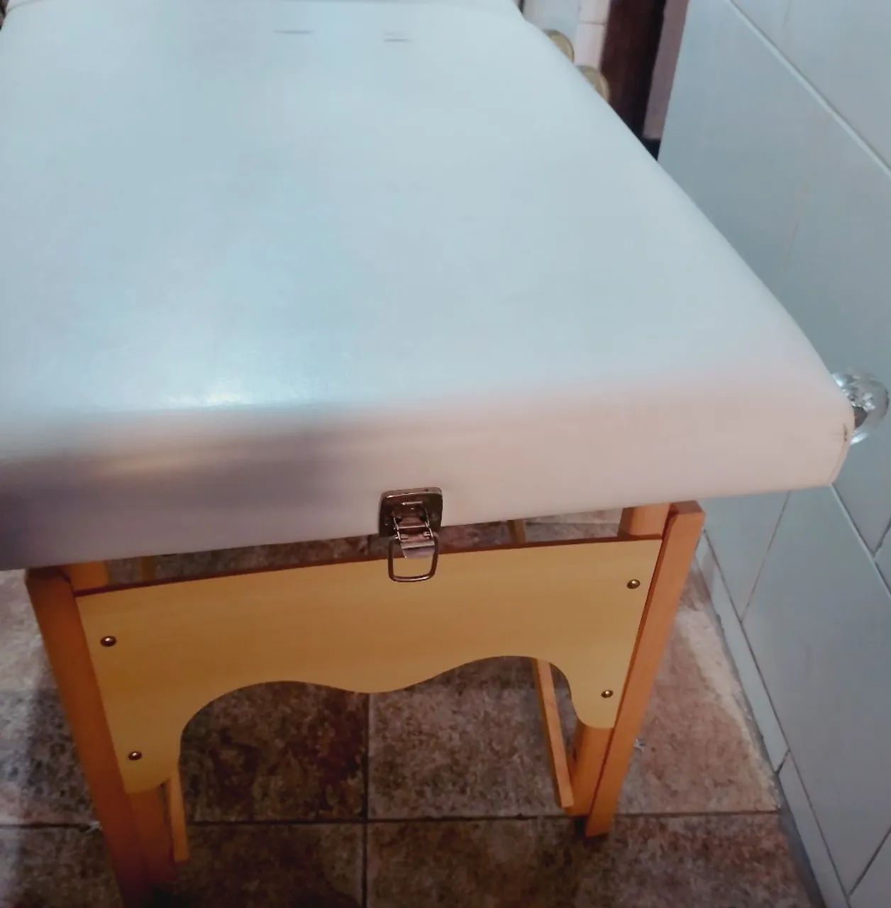 Mesa ( maca) para procedimentos estéticos portátil  - Foto 5