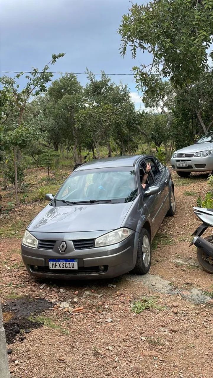 Renault Megane Megane Sedan Dynamique 2.0 16V Aut. 2007
