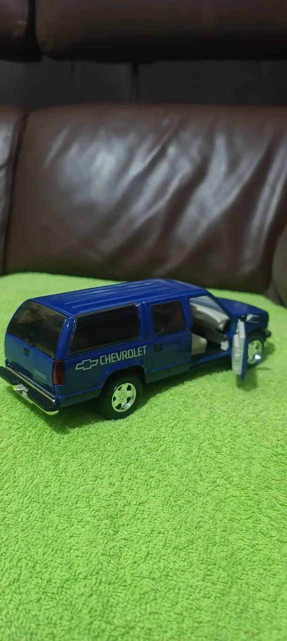 Miniatura suburban 1/24 sunyside  - Foto 2