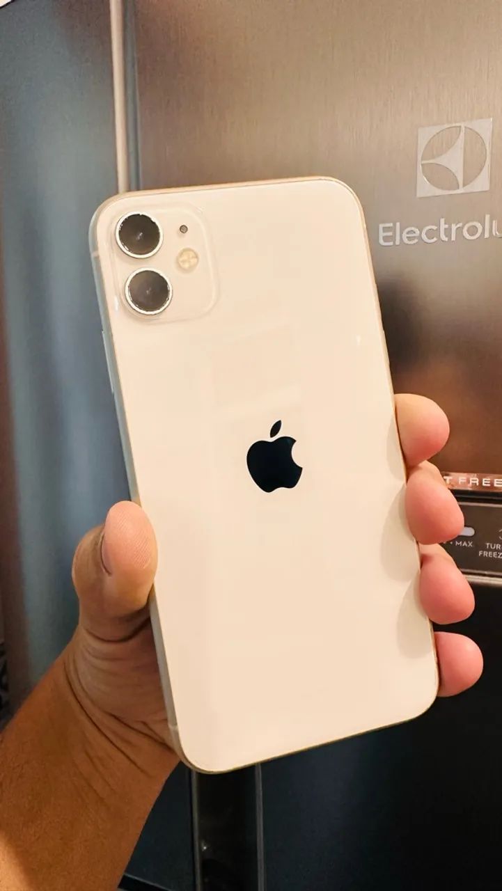 iPhone 11 64gb branco 