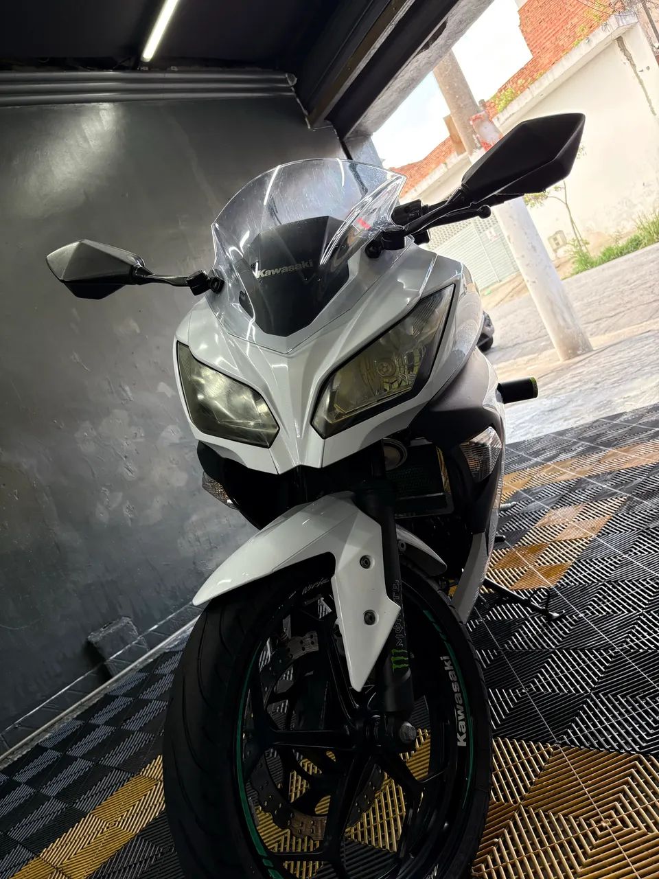 Kawasaki Ninja 300 - Foto 5