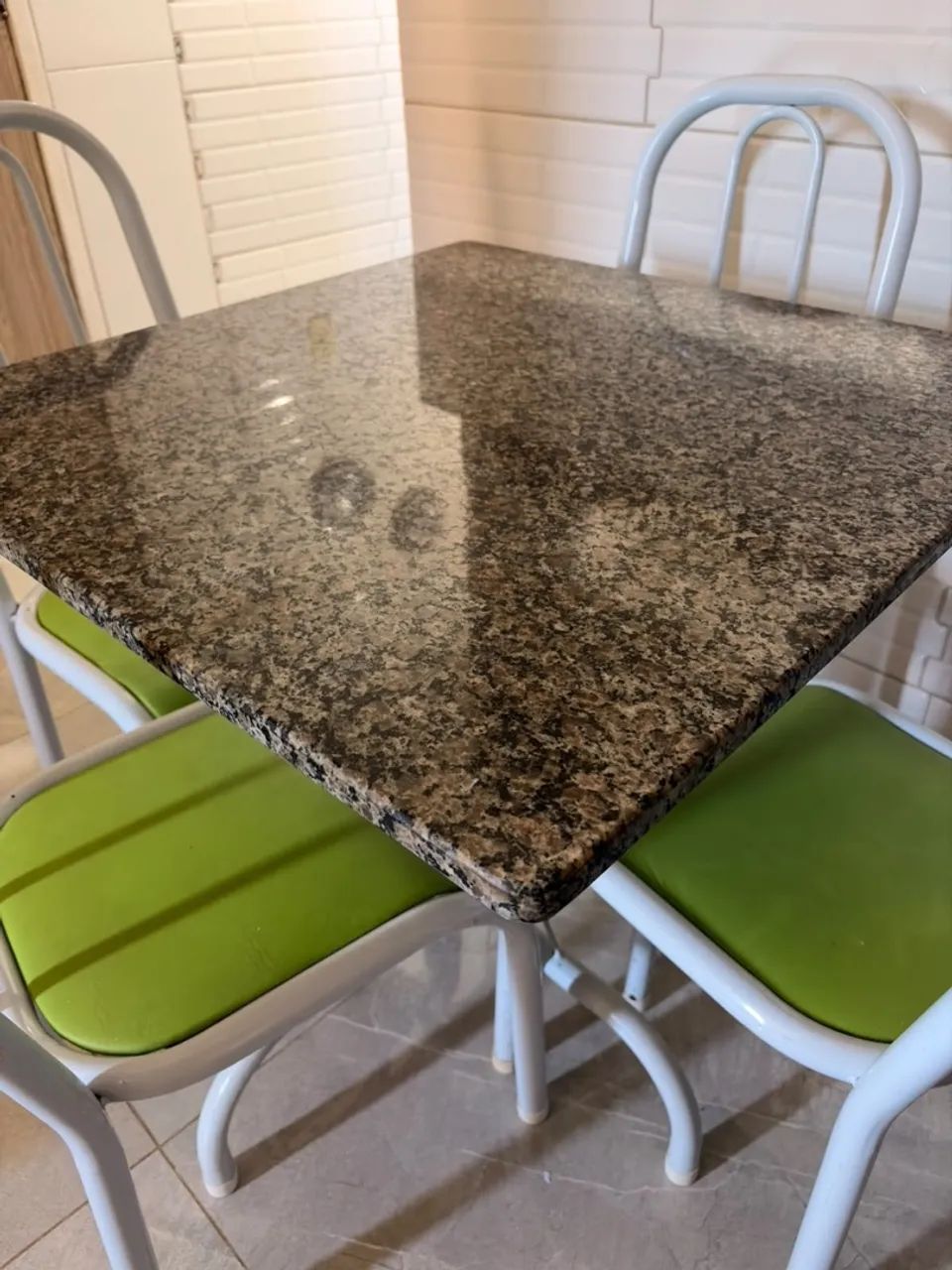 Mesa de mármore 4 cadeiras - Foto 5