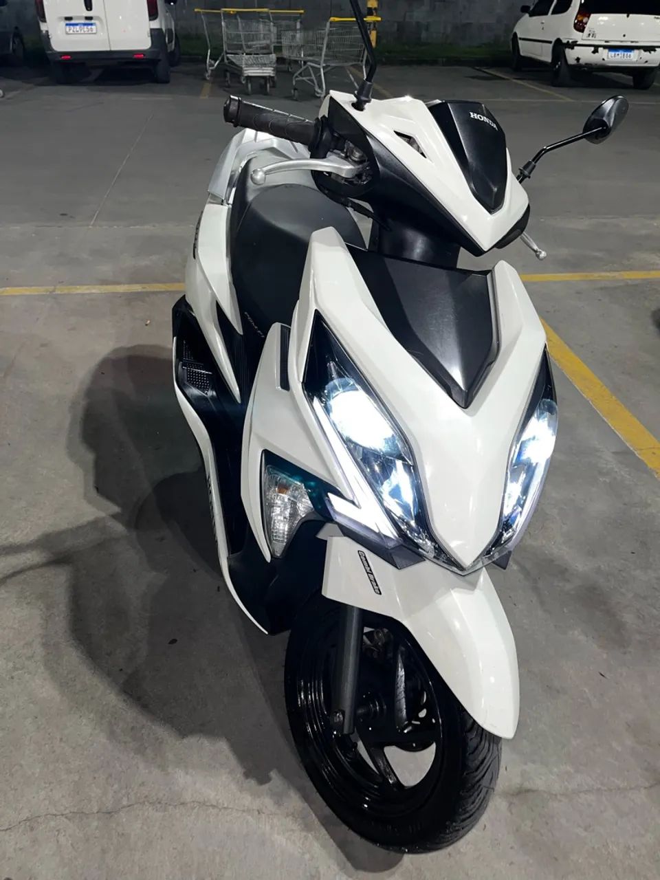 Honda elite, Extra 