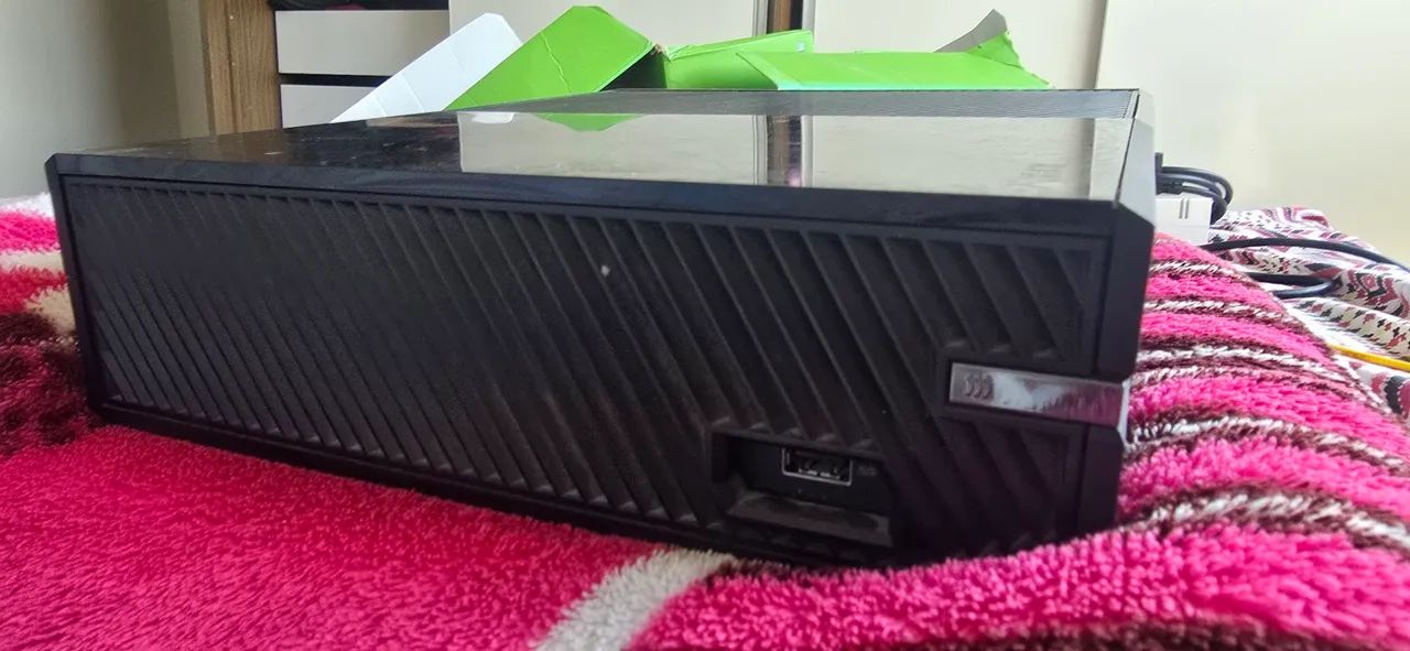 Xbox one fat com defeito - Foto 4