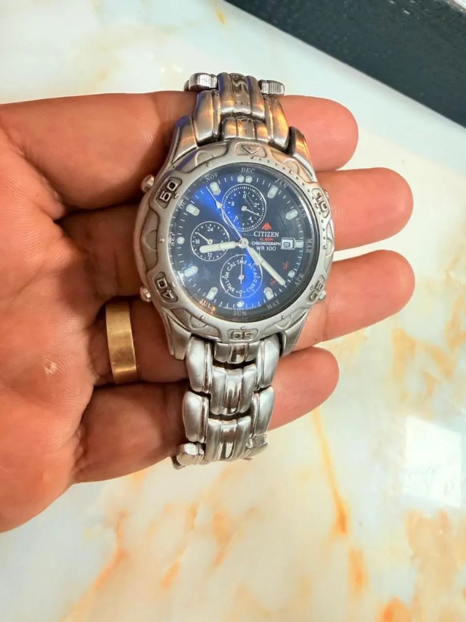 Citizen 6870