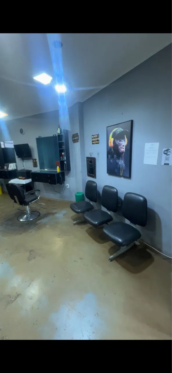 2 Bancada completa com espelho com bisotê barbearia/salão. - Foto 4