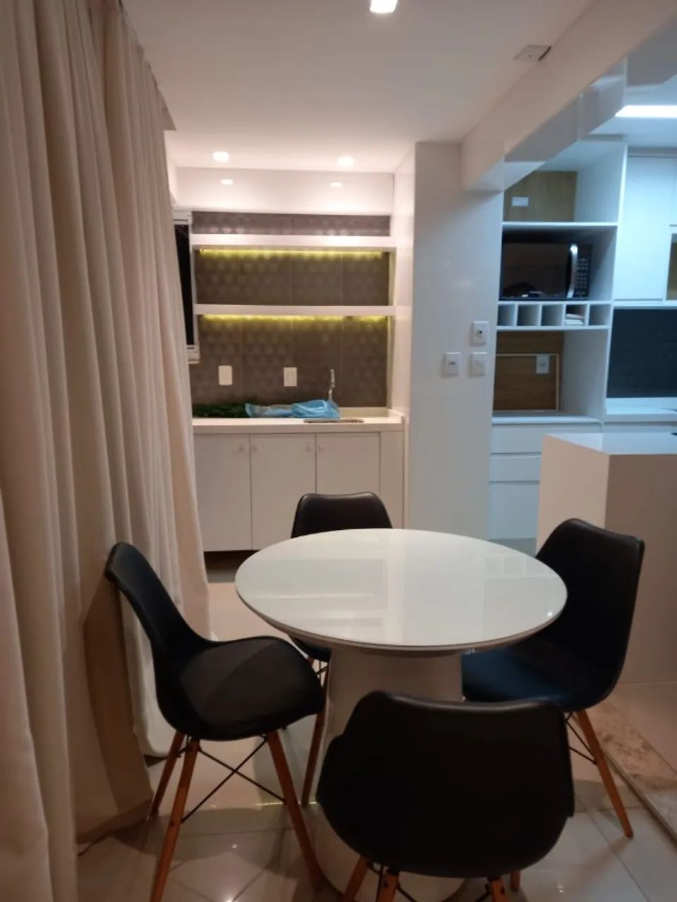  Apto 3/4 sendo 1 suítes no Condomínio Portamaris de 79 m², mobiliado, 2 vagas por 6.000 - Foto 8