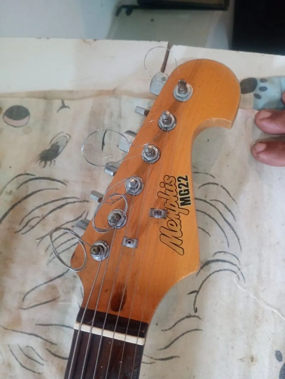 Guitarra Memphis 32 com plotagem 4D - Foto 5