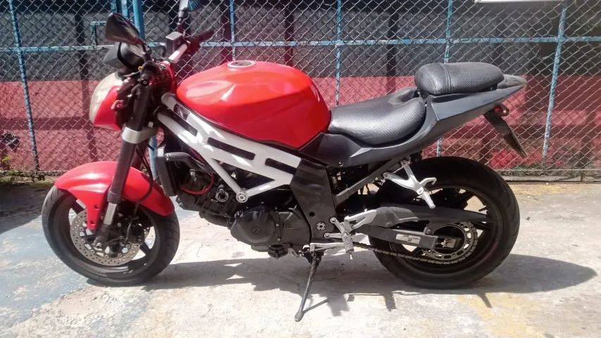 Kasinski Comet 650