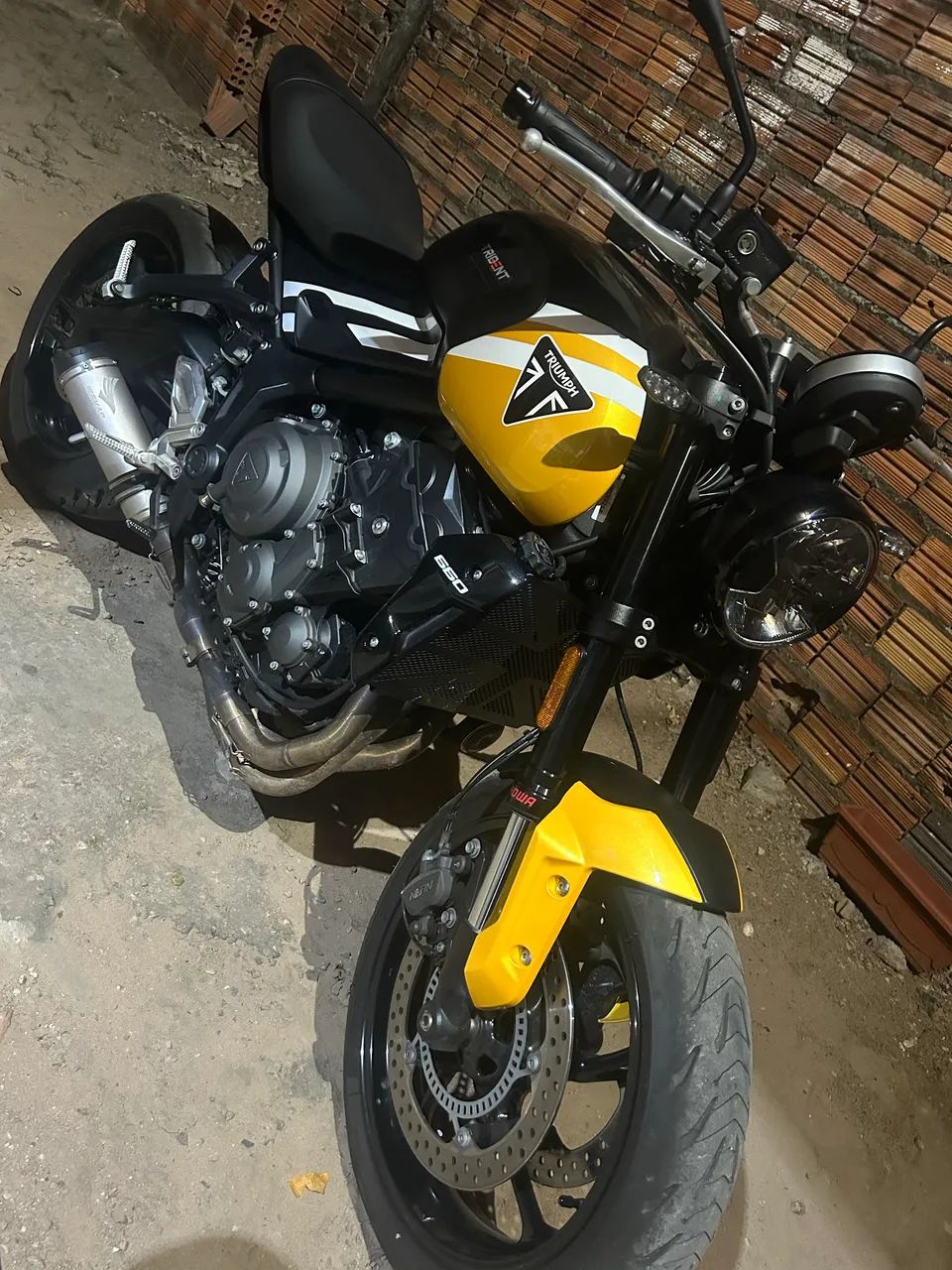 Trident 660 