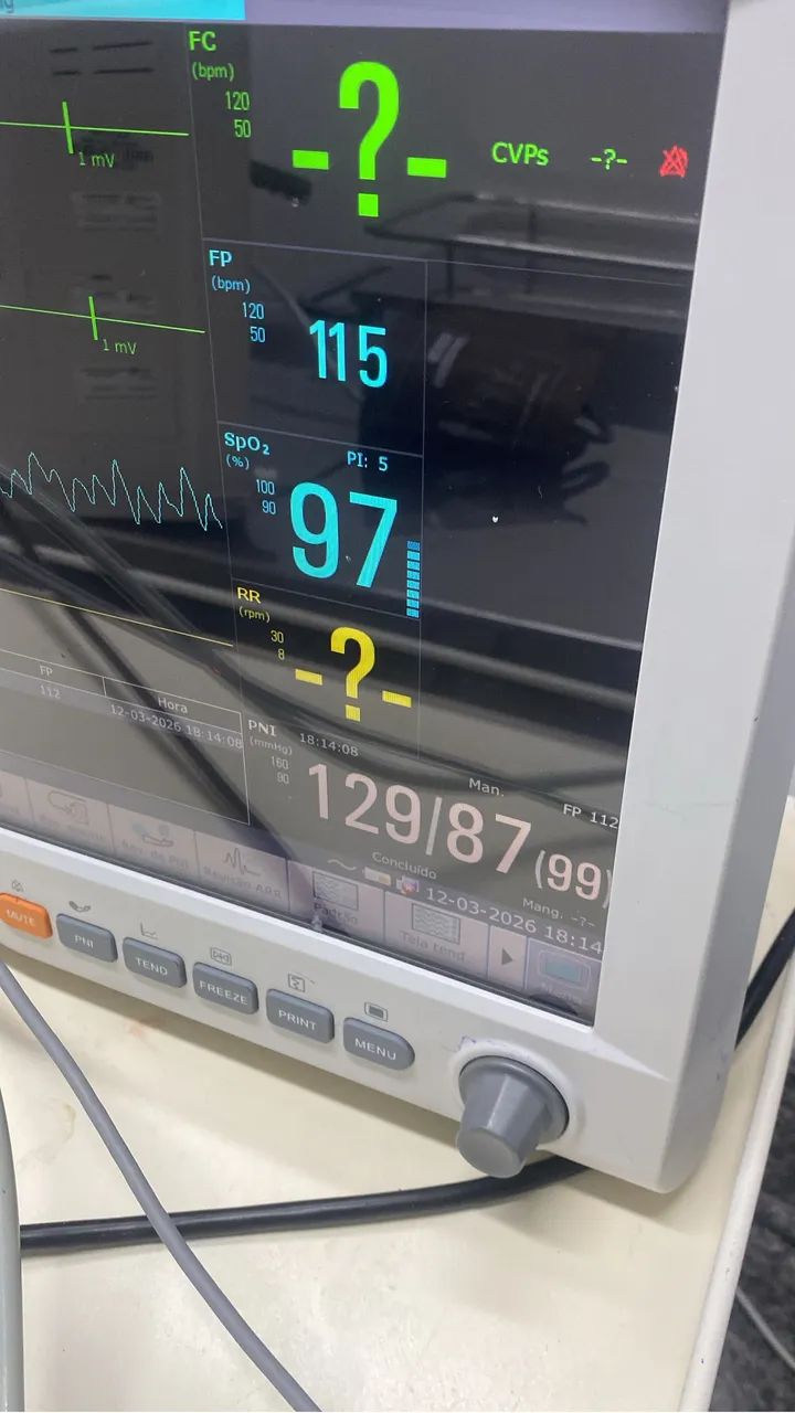 Tecnica de enfermagem hospitalar e residência 