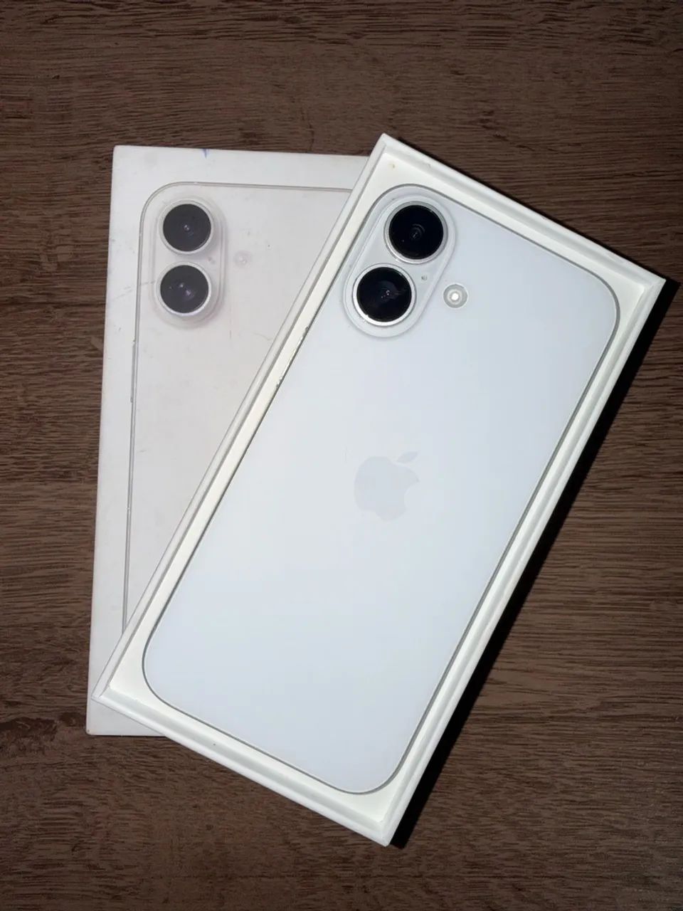 iPhone 16 branco 