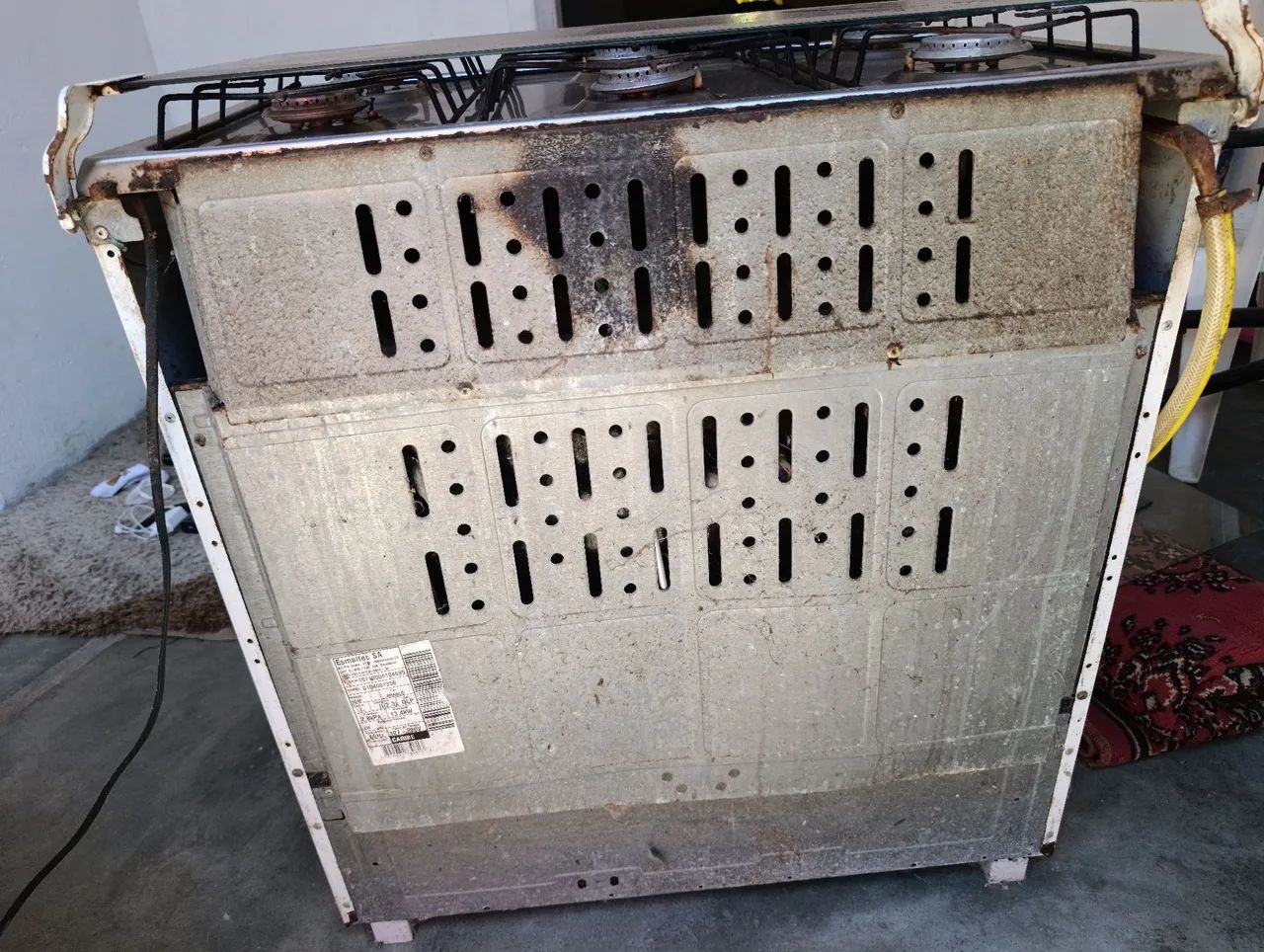 Vendo fogão 6 bocas funcionando perfeitamente.  - Foto 4