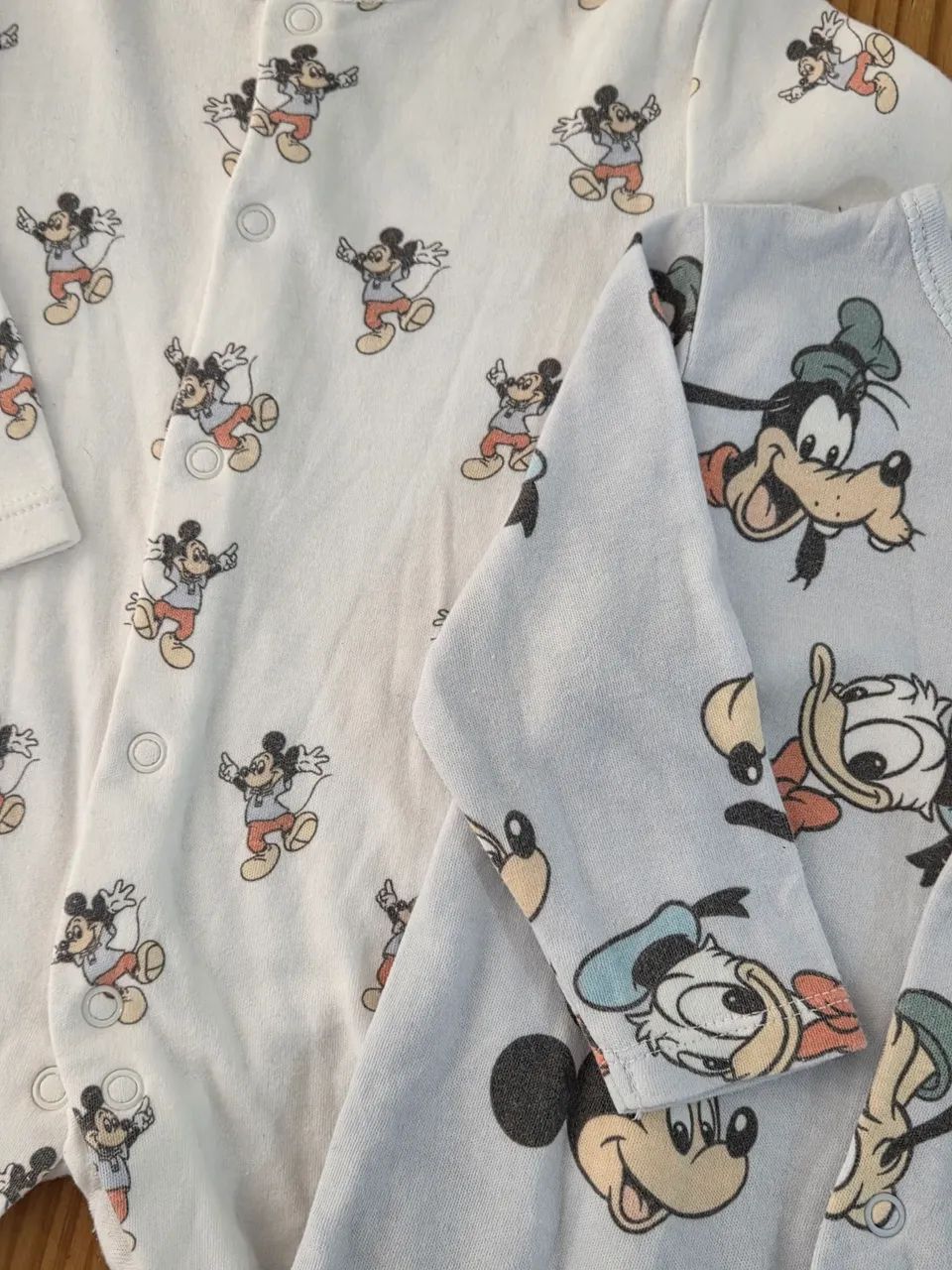 Lote Macacão Disney x Primark Enxoval de Bebê 3 a 6m - Foto 2