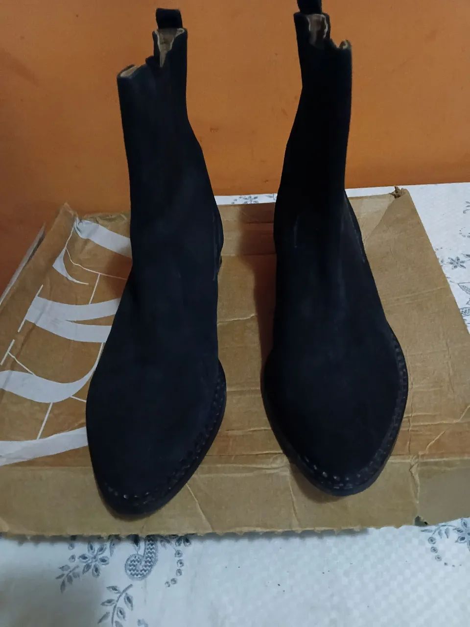 Bota zara.