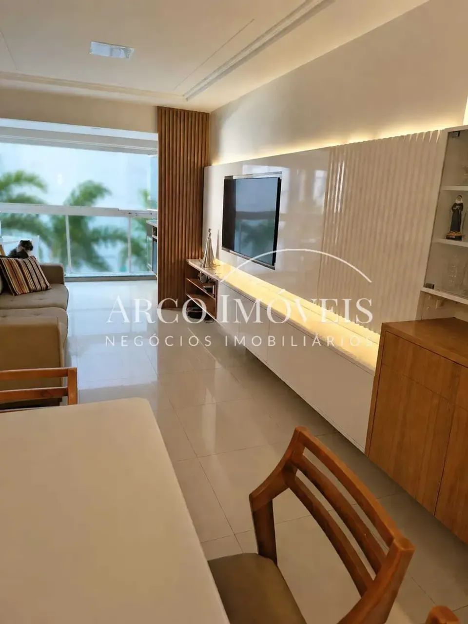Imóvel para venda com 3 quartos, varanda e lazer completo na Enseada do Suá - Vitória - ES - Foto 2
