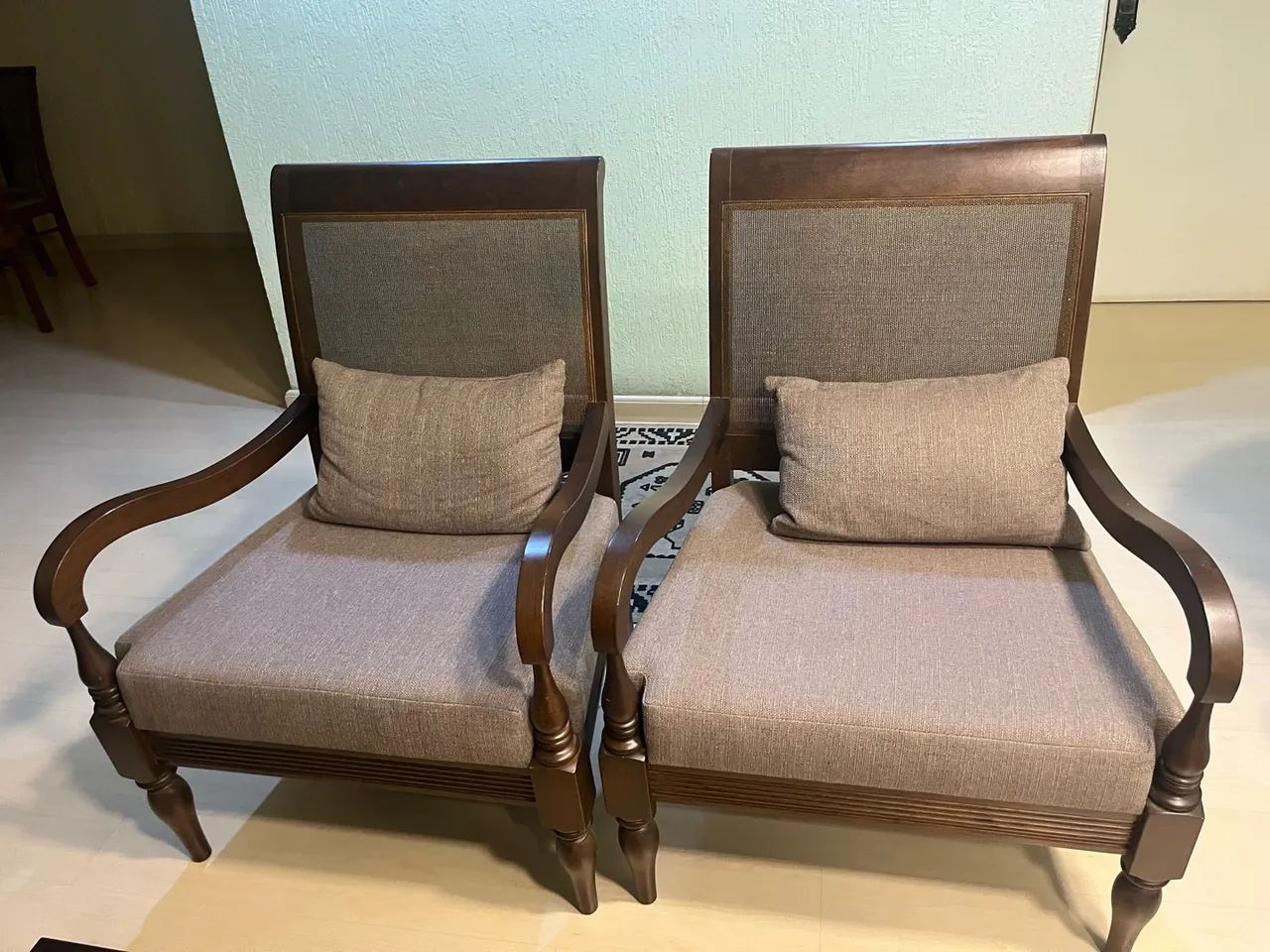 POLTRONAS ESTILO COLONIAL - Foto 3
