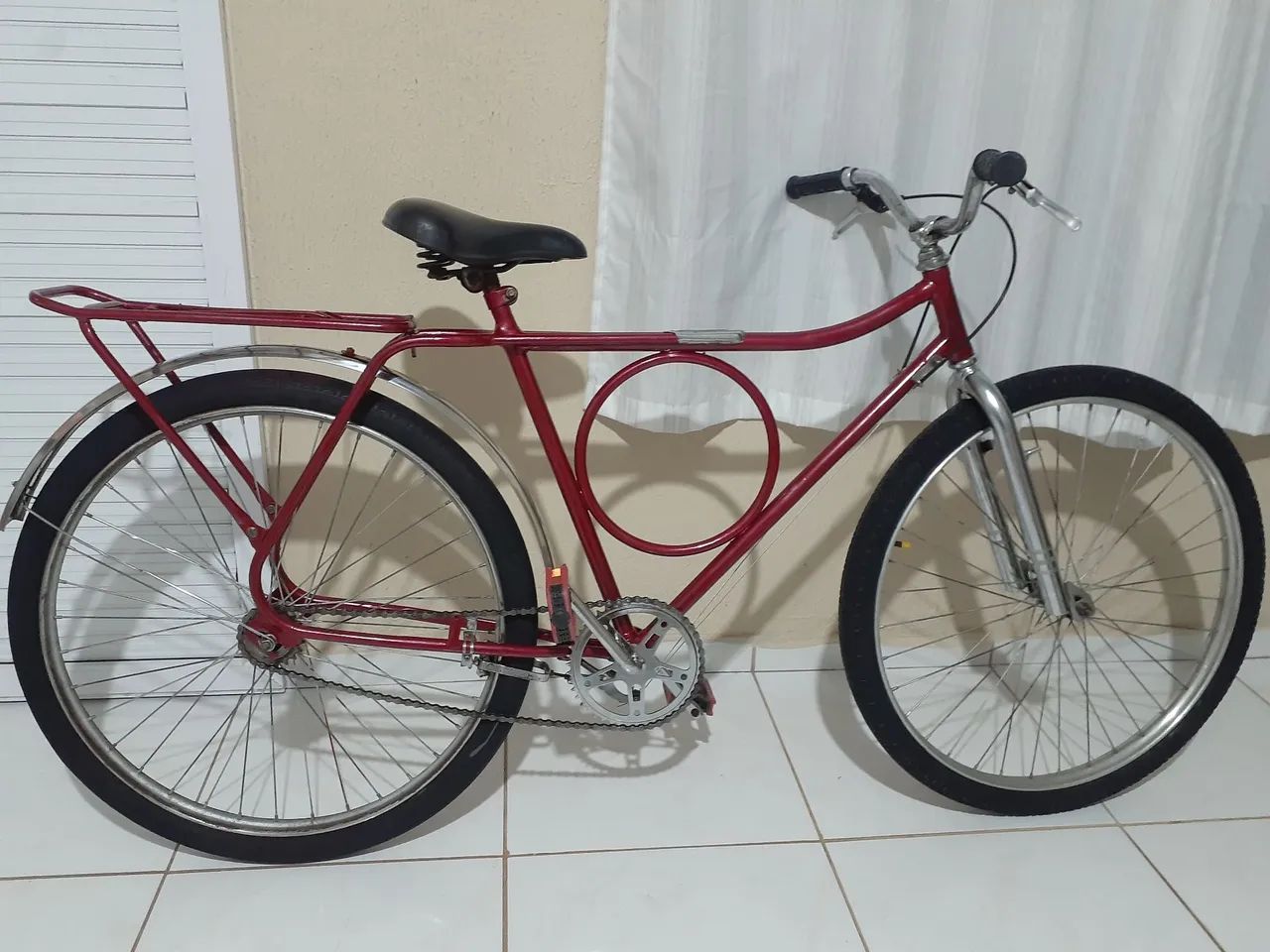 Bicicleta monark conservada 