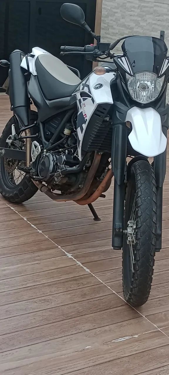    Muito nova