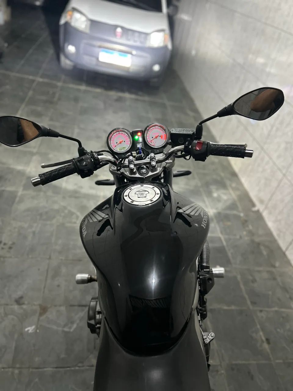 Hornet 600 - Foto 4