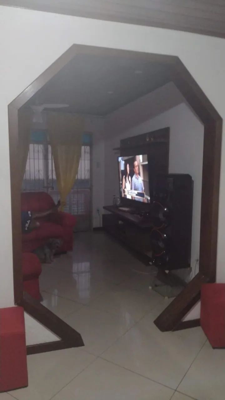 Alugo casa na liberdade 