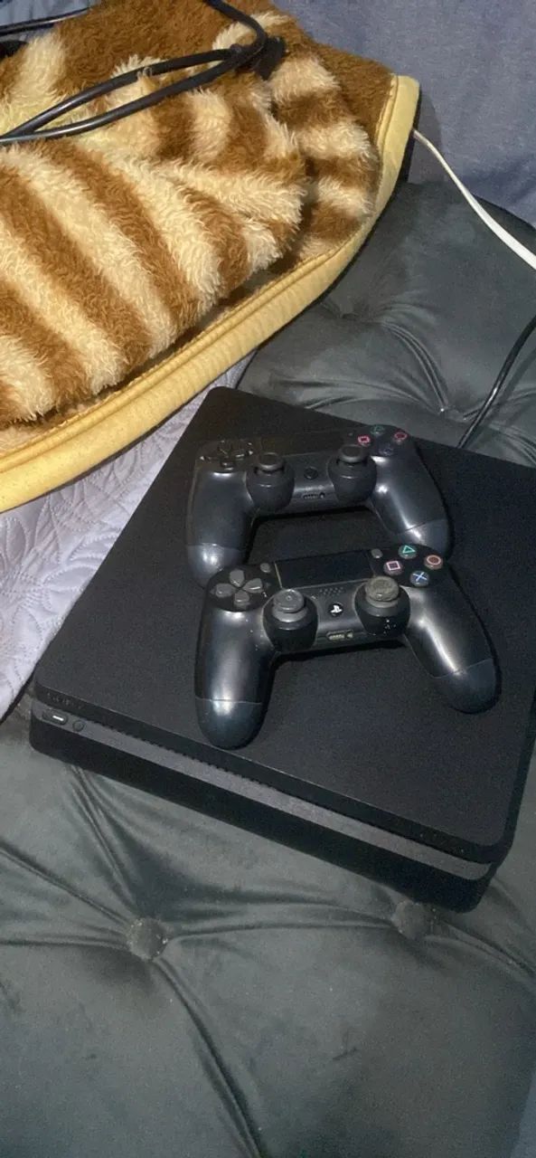 PlayStation 4 Slim 1Tb