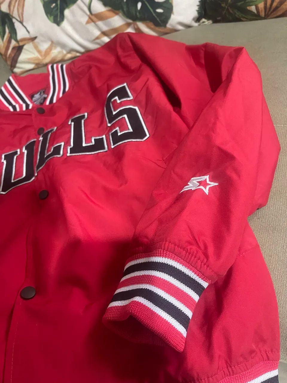  2 Jaquetas starter mitchell e Ness importadas  - Foto 3