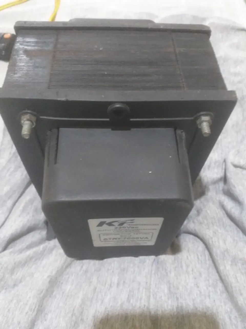 Transformador 7000va bivolt - Foto 4