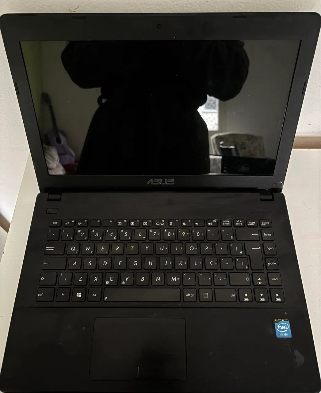 Notebook Asus IntelCeleron Formatado