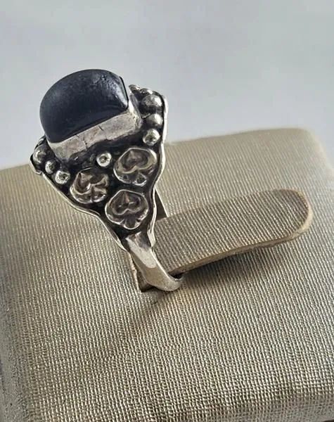 Anel em prata 950 e pedra cabochon - Foto 2