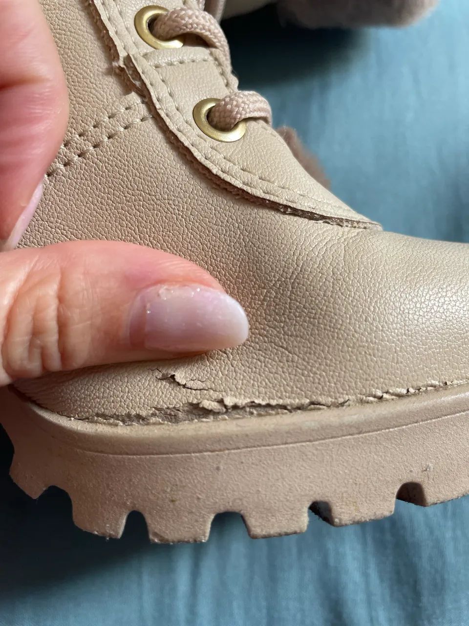 Bota peluciada via Marte  - Foto 4