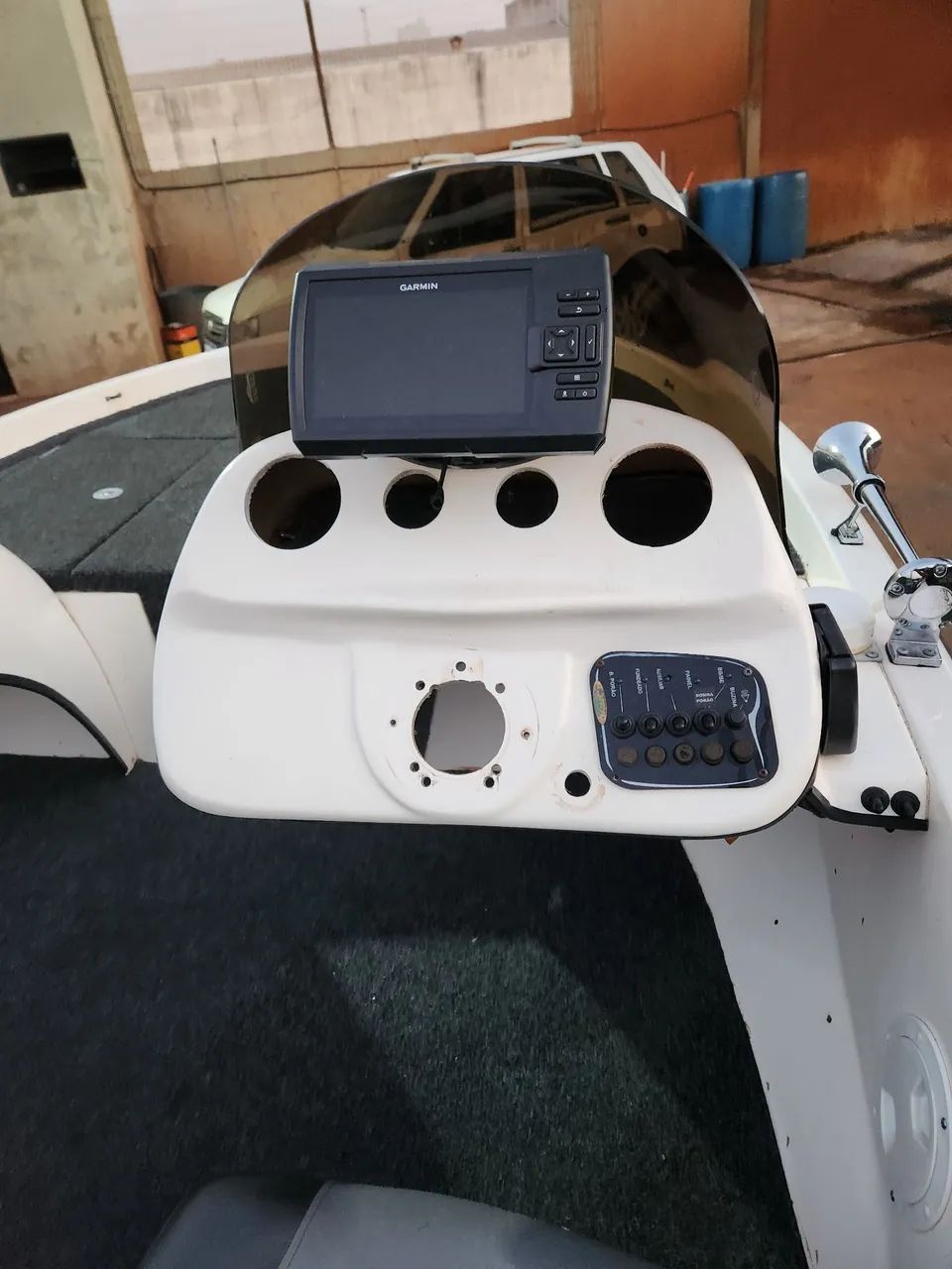 Vendo bass boat Fibralar F2+2 - Foto 5