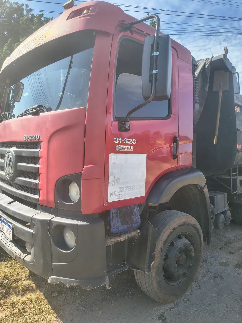 VW 31320. Caçamba 