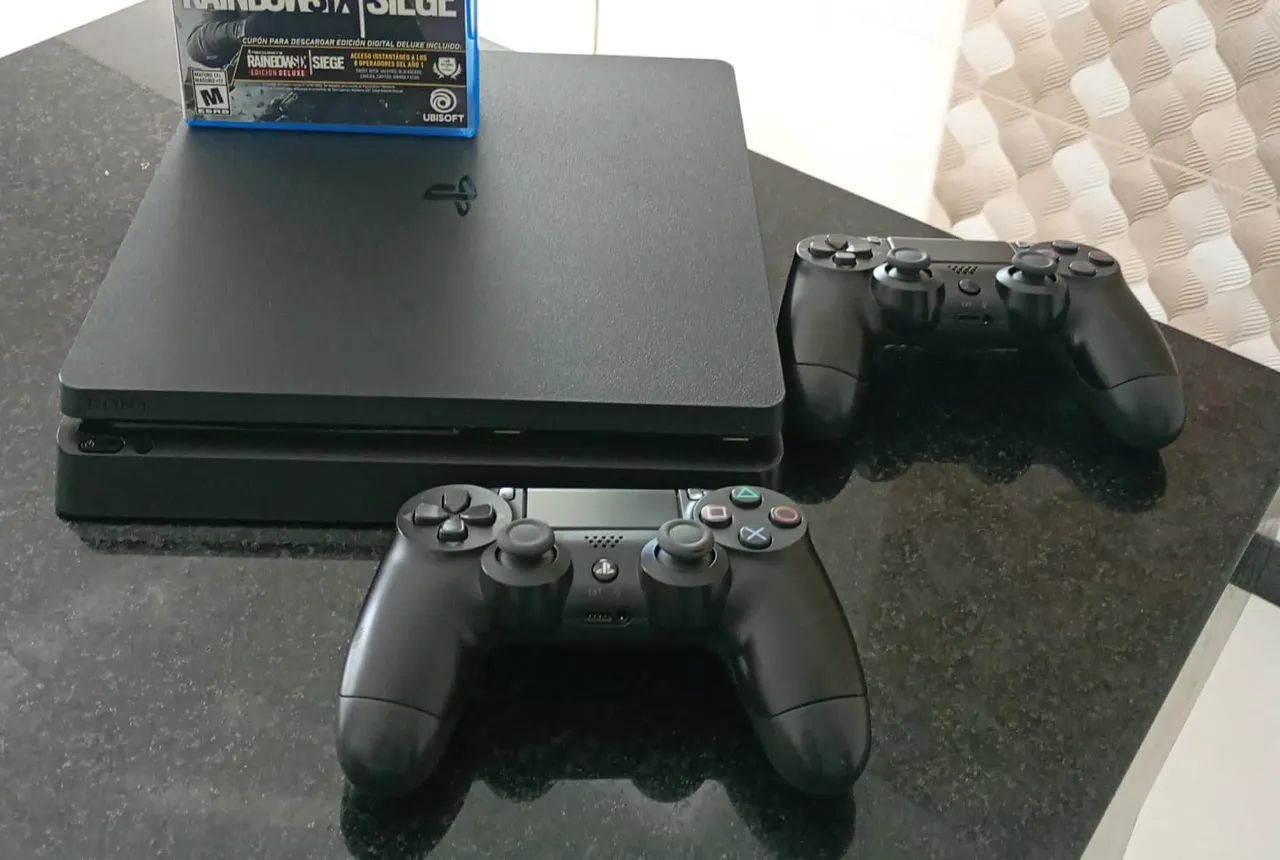 Vendo Playstation 4 Slim 1 Terabyte Ps4