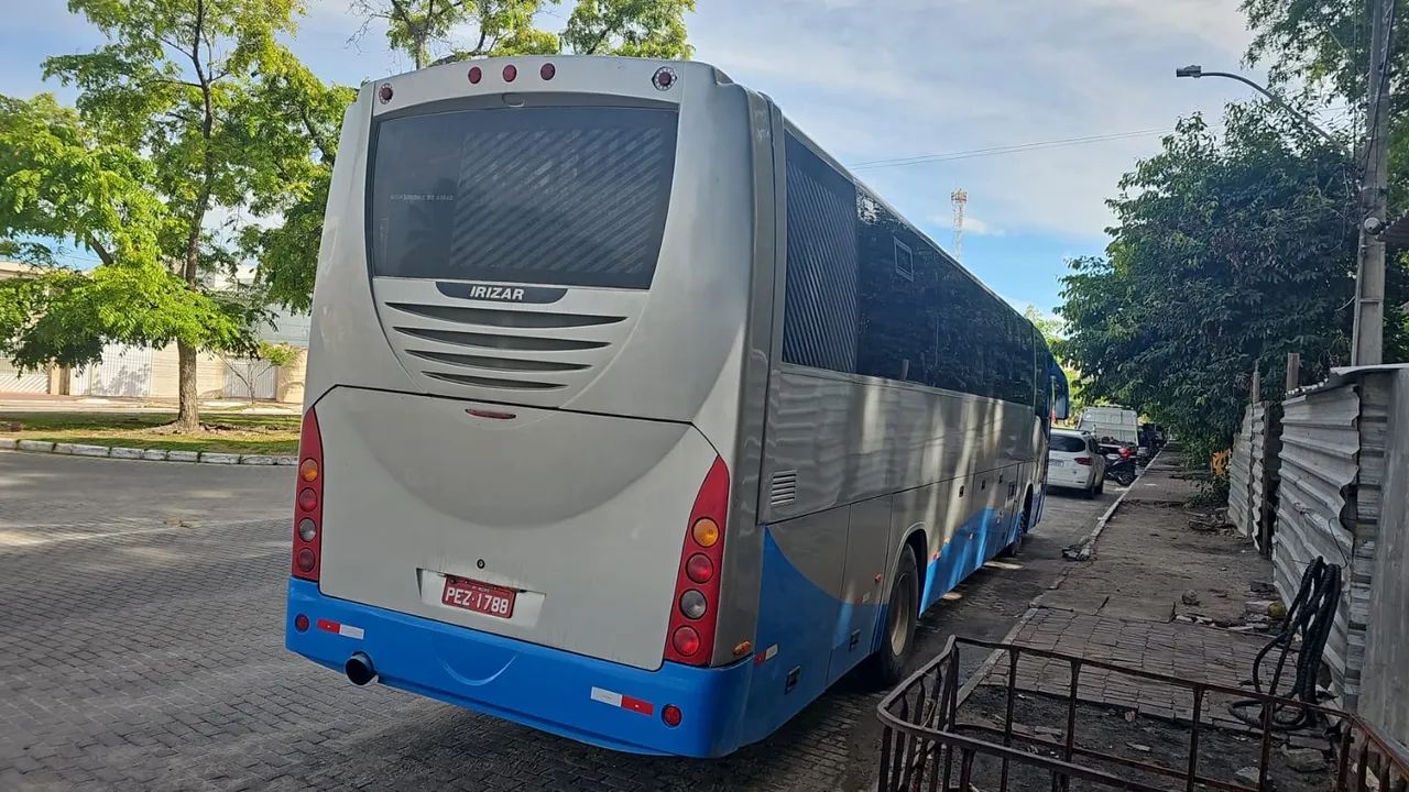 VENDE-SE ÔNIBUS IRIZAR 2010  - Foto 4